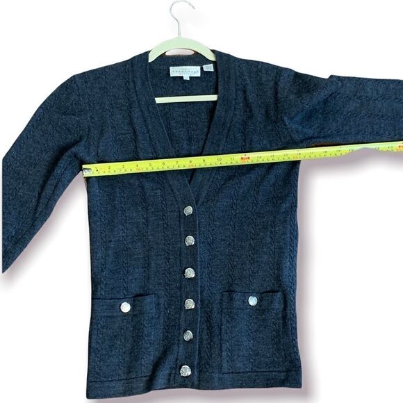 Vintage Ports Cardigan - Picture 7 of 8